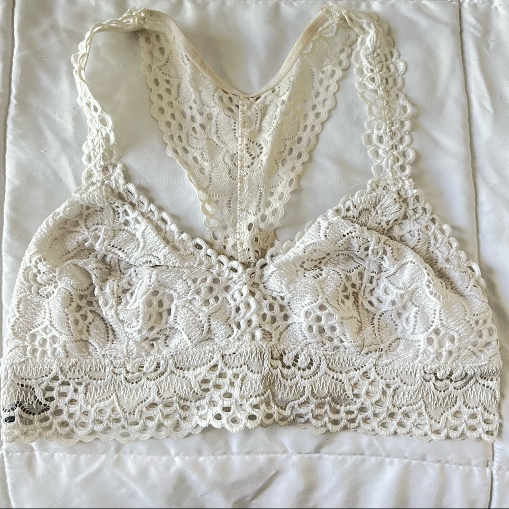 Cream Aerie Bralette M
